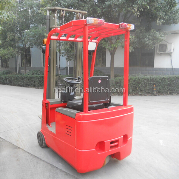 Electric power 3 wheel lifting equipment battery operated small electric forklift