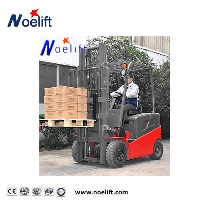 4 wheel Electric Forklift