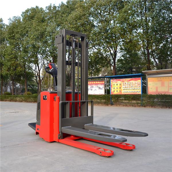 Ride On Fully Powered Electric Stacker