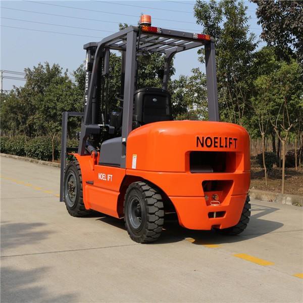 2.5 tons DIESEL FORKLIFT for sale