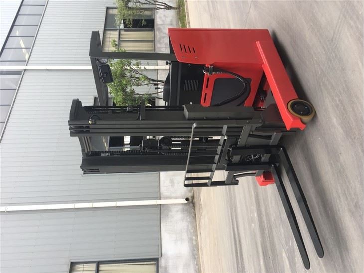 1.5 Tons Electric Reach Truck