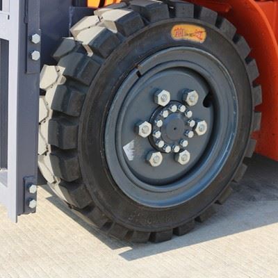 China 3ton Propane Gas Powered Forklift With Nissan Engine For Sale