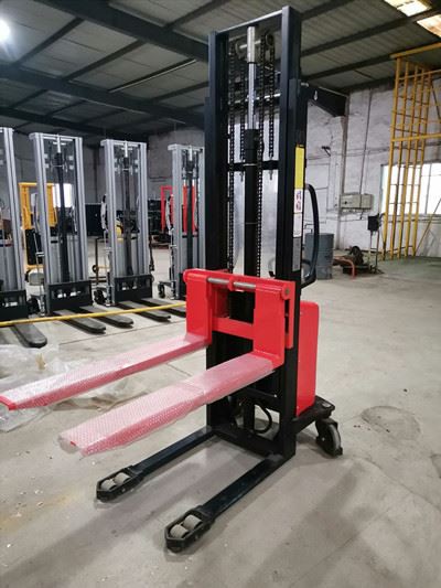 Semi-electric Pallet Stacker Series1500kg Loading Forklift For Sale