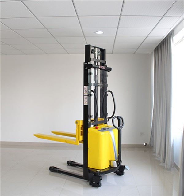 Economic 1ton Semi Electric Stacker