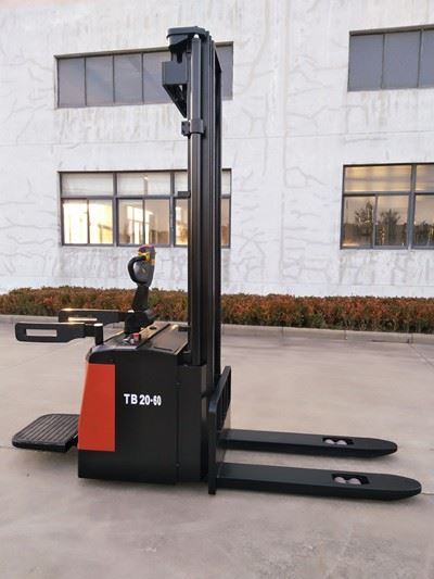 Electric Pallet Stacker Loading Forklift