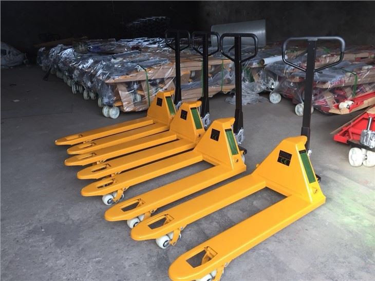 Good Price 2.5ton Hand Pallet Truck suppliers